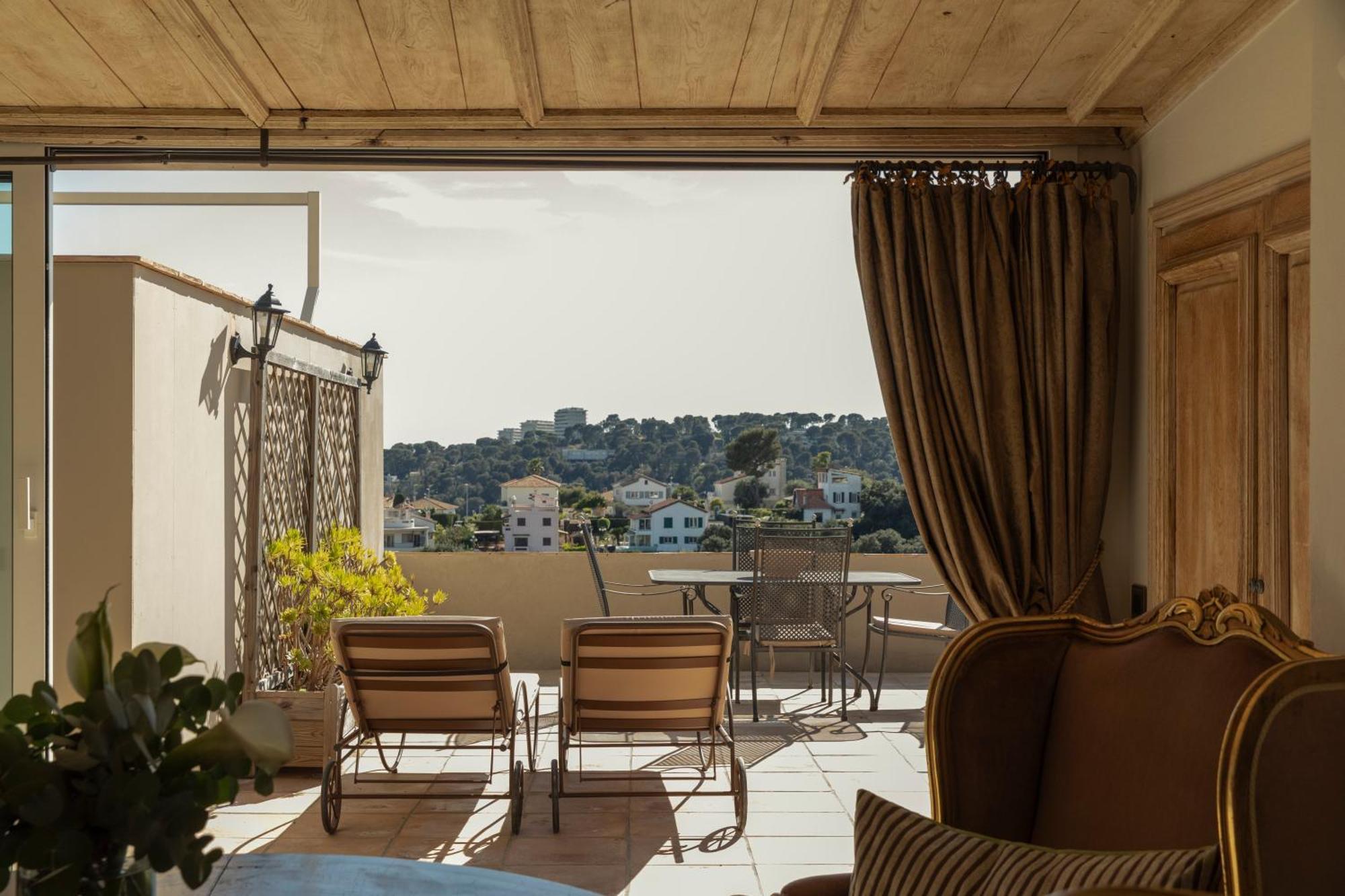 Chateau Le Cagnard Cagnes-sur-Mer Exterior photo